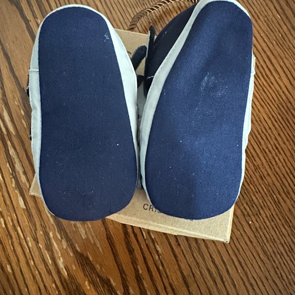 Lucky brand infant crib shoes - Picture 3 of 5